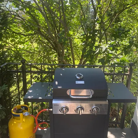 בית נופש Entire House Iris & Arnika