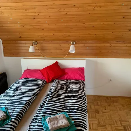 Entire House Iris & Arnika Holiday home