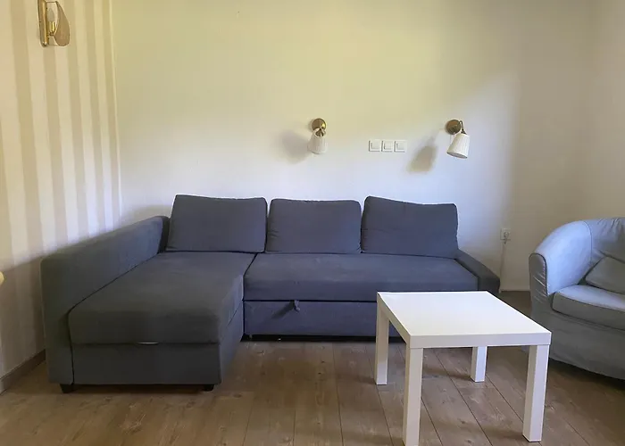 Entire House Iris & Arnika Bled