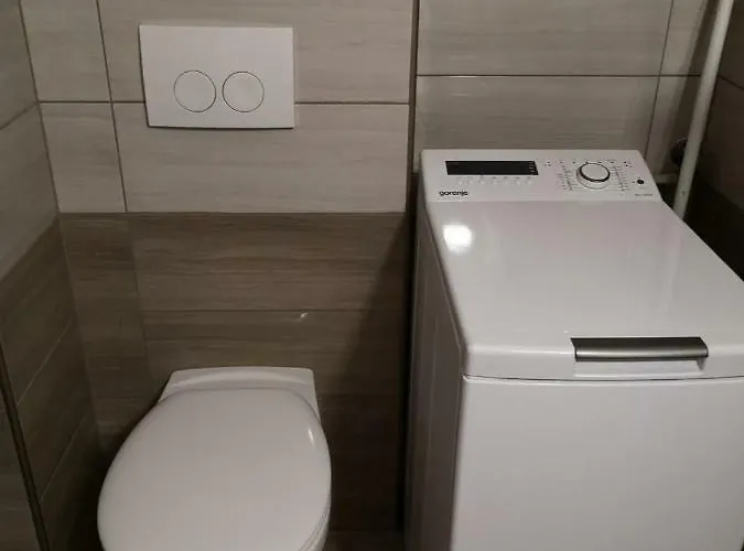 Entire House Iris & Arnika